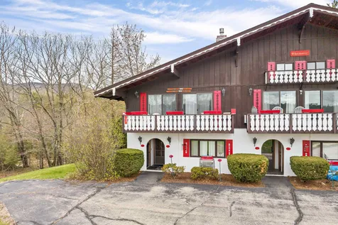 34 Linderhof Golf Course Road Bartlett NH 03838