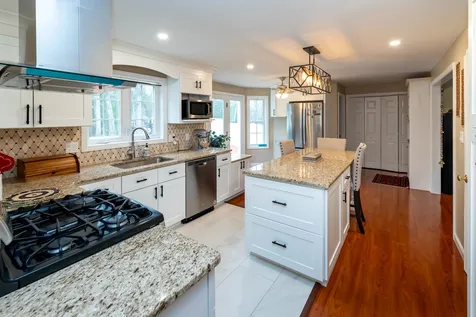 6 Dunbarton Drive Merrimack NH 03054