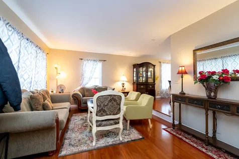 6 Dunbarton Drive Merrimack NH 03054