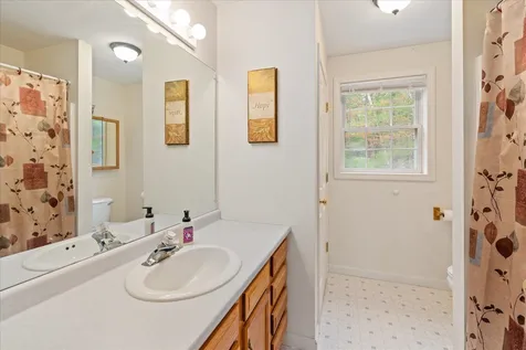 57 Kienia Road Hudson NH 03051