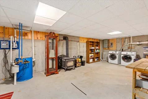 57 Kienia Road Hudson NH 03051