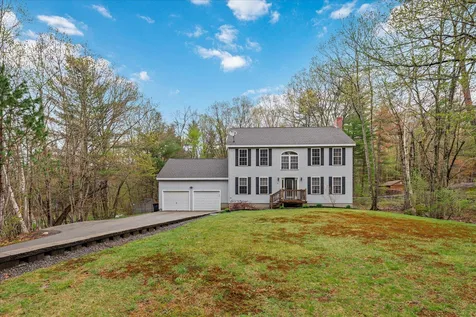 57 Kienia Road Hudson NH 03051