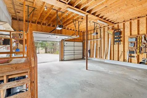 57 Kienia Road Hudson NH 03051