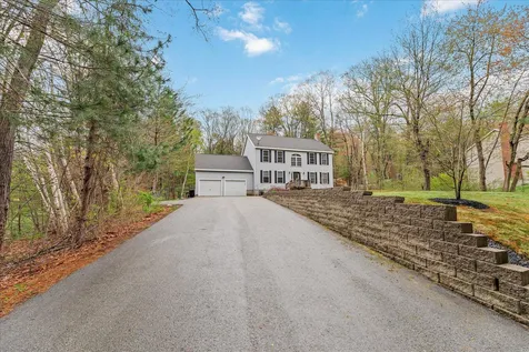 57 Kienia Road Hudson NH 03051