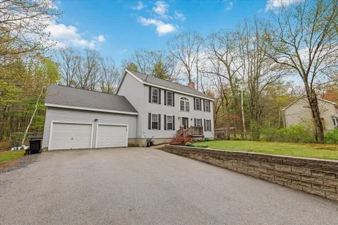 57 Kienia Road Hudson NH 03051