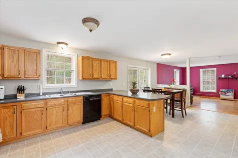 57 Kienia Road Hudson NH 03051