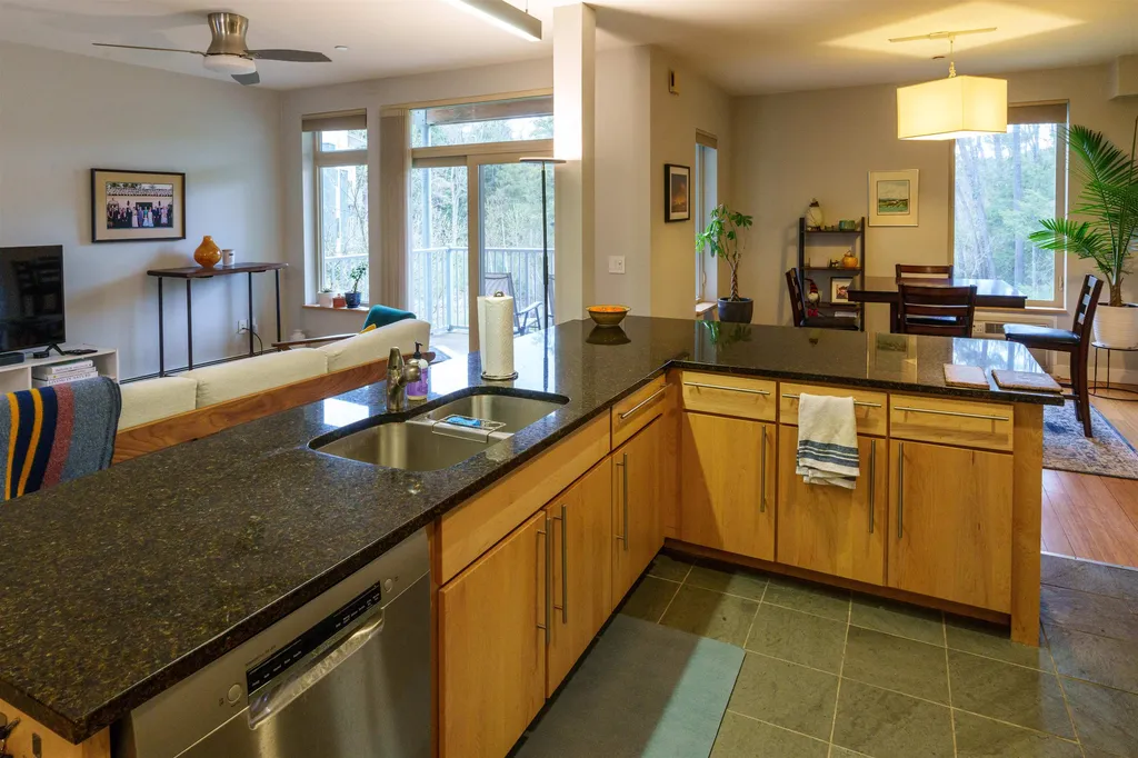 11 Gile Drive Hanover NH 03755