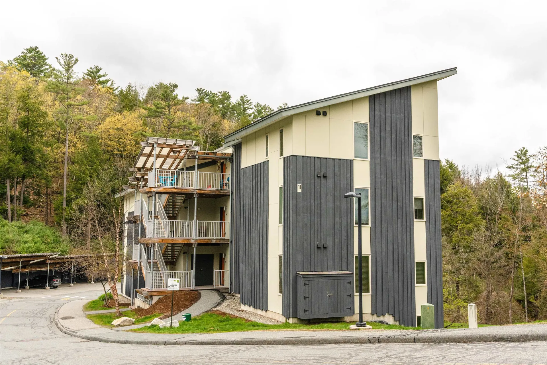 11 Gile Drive Hanover NH 03755