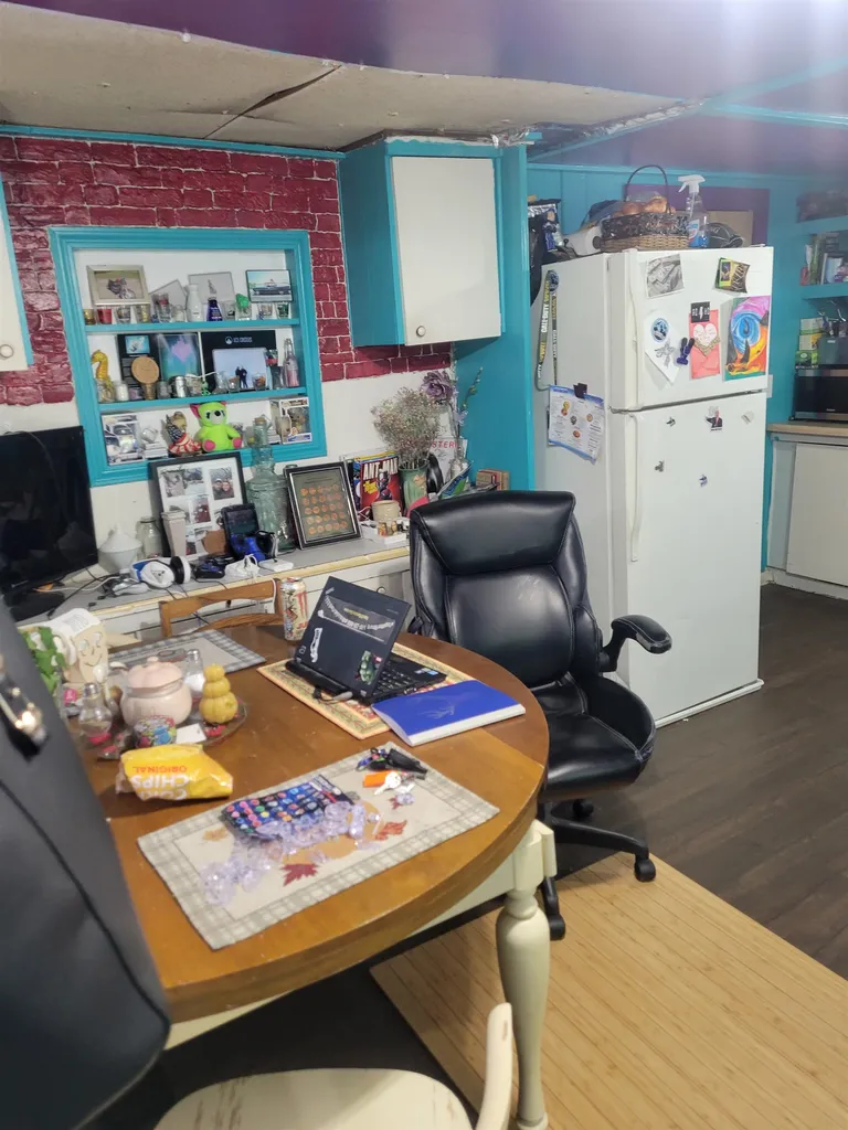 7 Mildred Avenue Raymond NH 03077