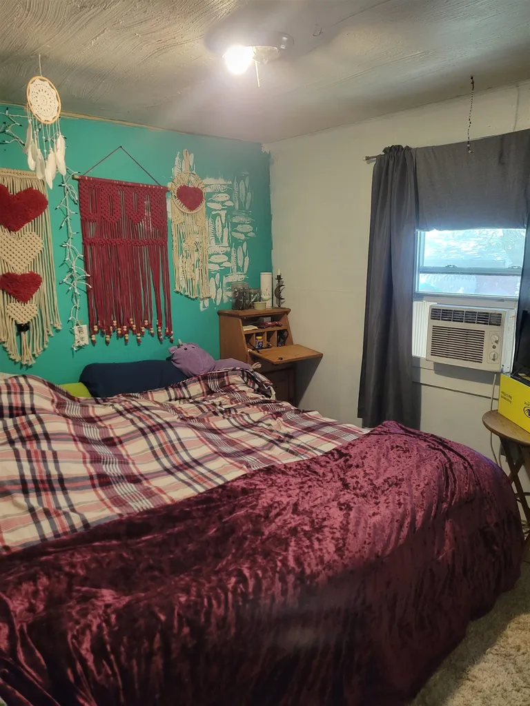 7 Mildred Avenue Raymond NH 03077