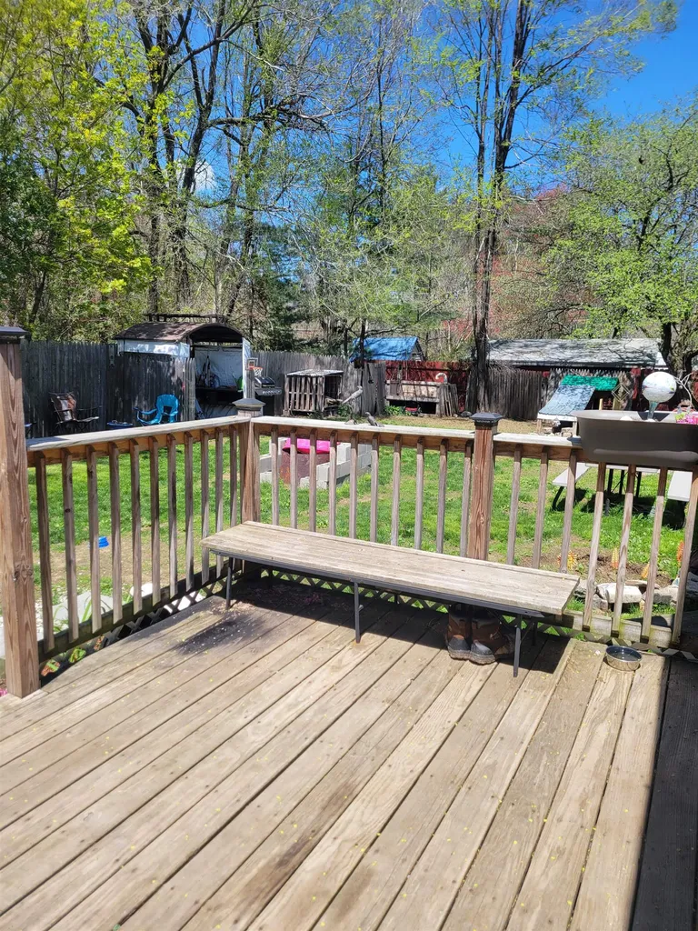 7 Mildred Avenue Raymond NH 03077