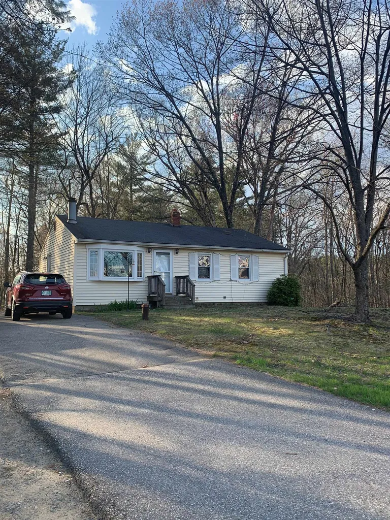 58 Route 125 Kingston NH 03848