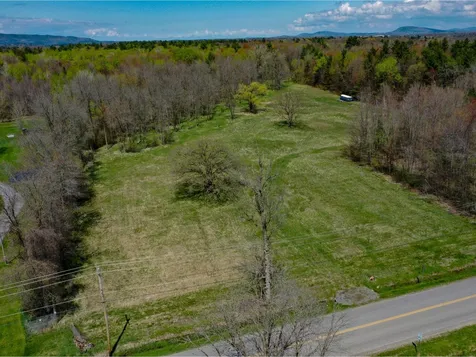 2122 Panton Road Panton VT 05491