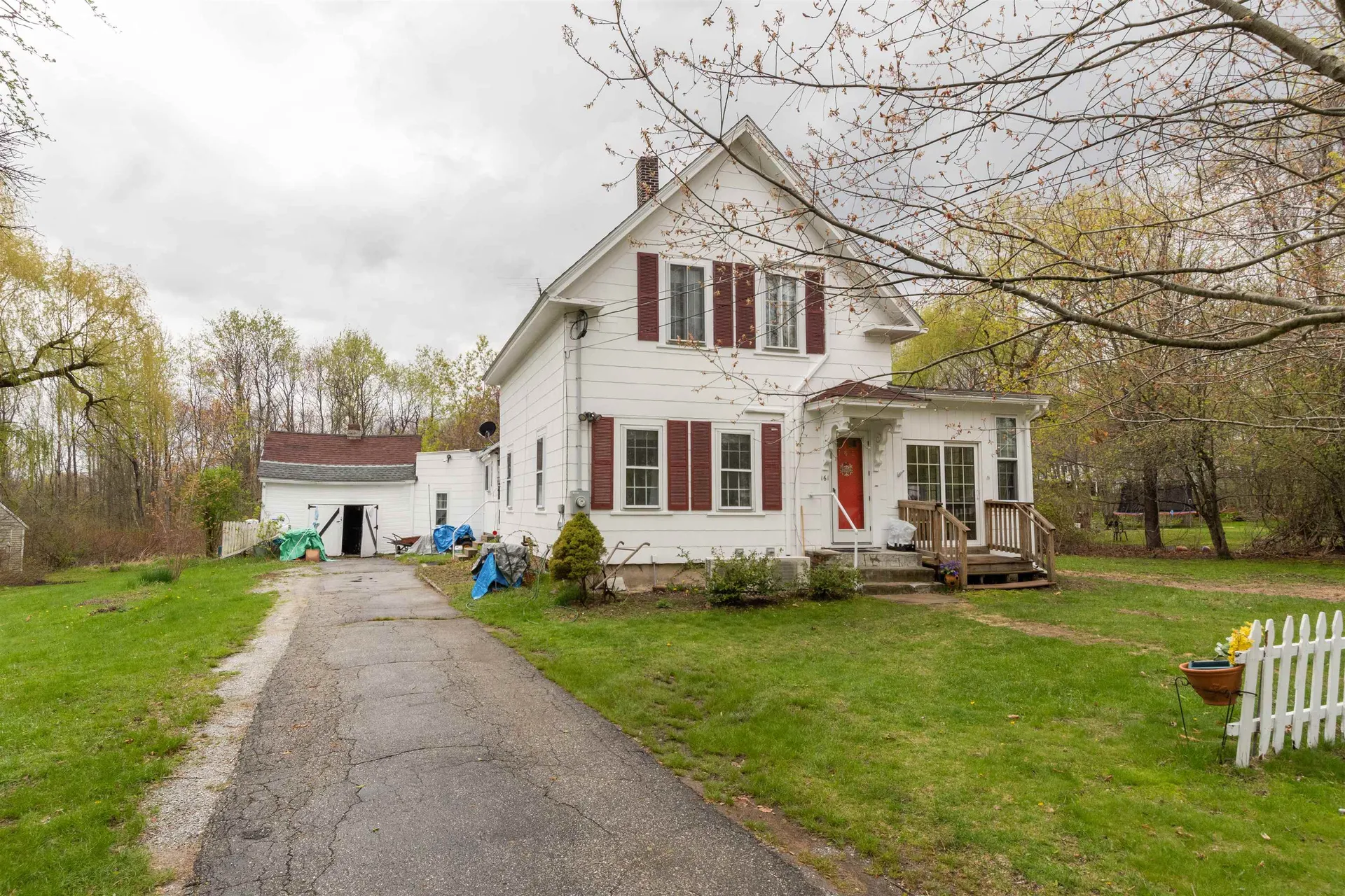 161 Old Cohas Avenue Manchester NH 03109