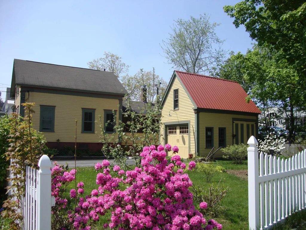 6 Lincoln Street Concord NH 03301