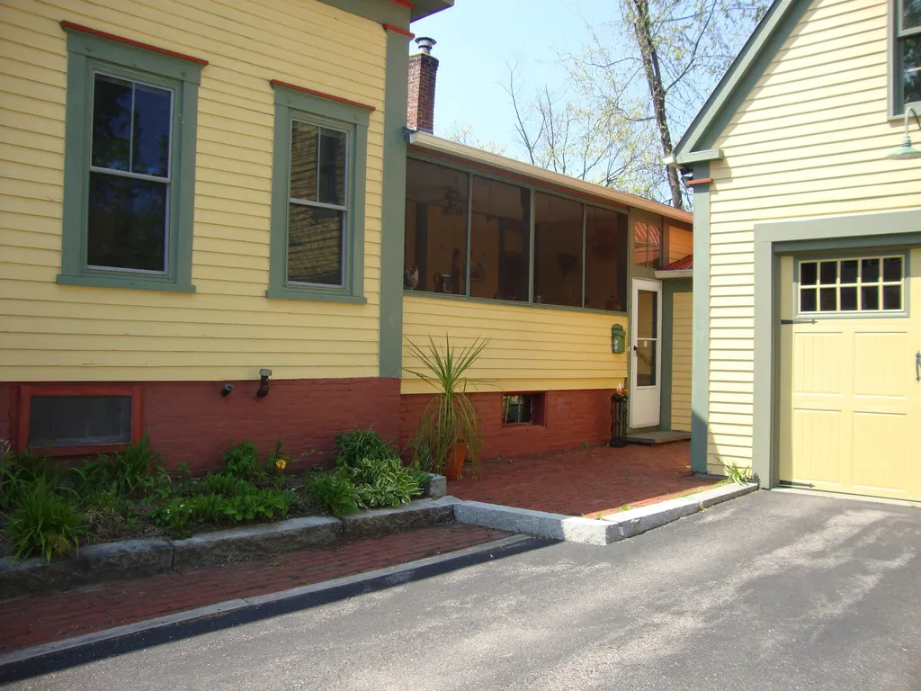 6 Lincoln Street Concord NH 03301