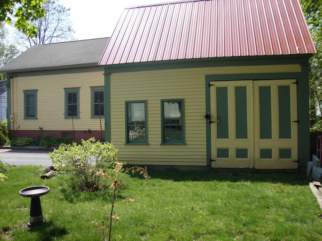 6 Lincoln Street Concord NH 03301