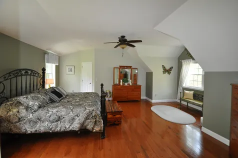 32 Blacksmith Lane Hollis NH 03049