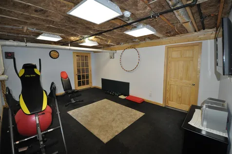 32 Blacksmith Lane Hollis NH 03049