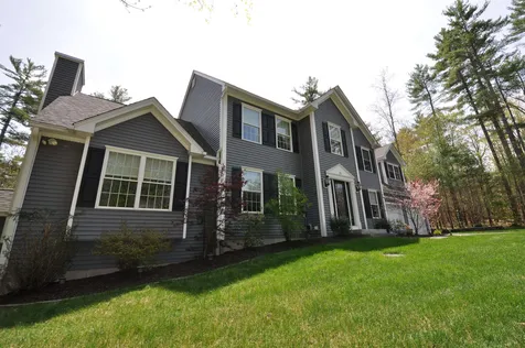 32 Blacksmith Lane Hollis NH 03049
