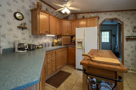 32 Eden Trail Hinsdale NH 03451