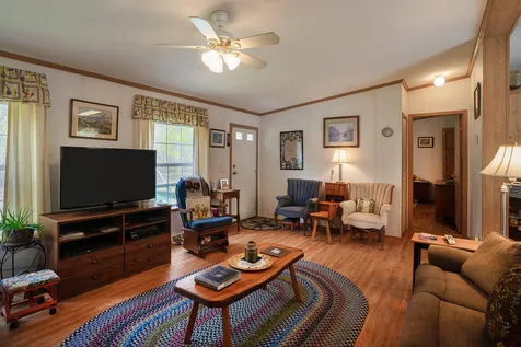 32 Eden Trail Hinsdale NH 03451