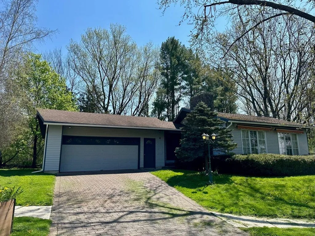 4 South Cove Road Burlington VT 05401