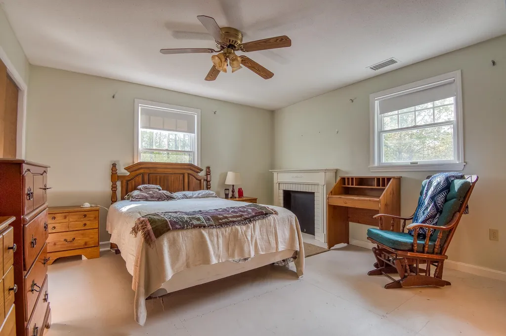 63 Nh Route 153 N Effingham NH 03882