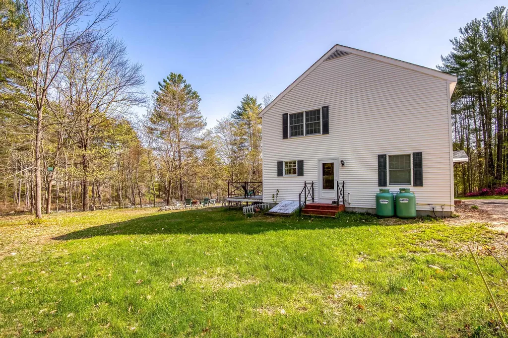 63 Nh Route 153 N Effingham NH 03882