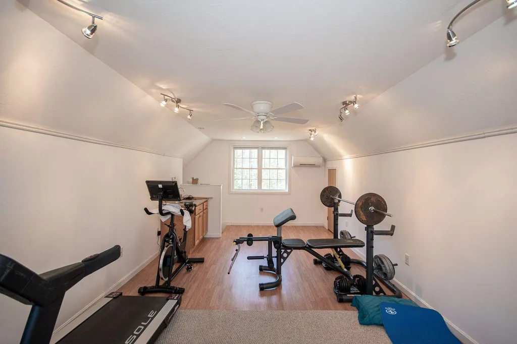 99 Copperline Drive Epsom NH 03234