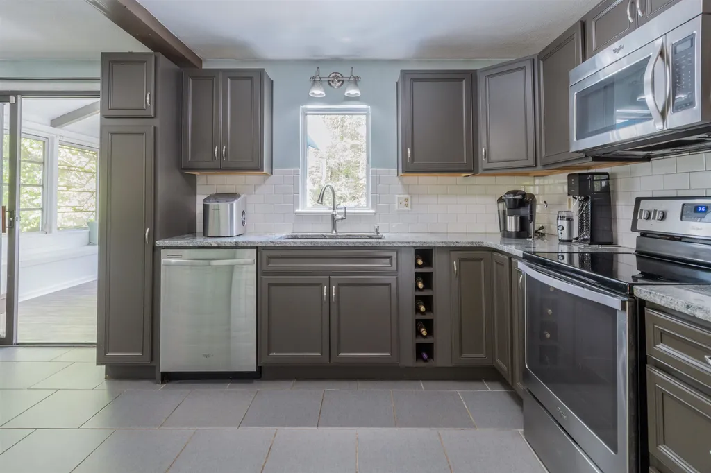 19 Rand Drive Chester NH 03036