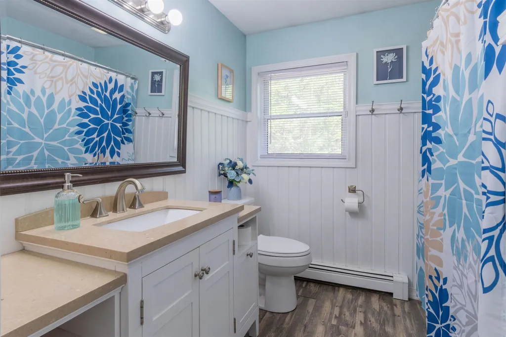 19 Rand Drive Chester NH 03036