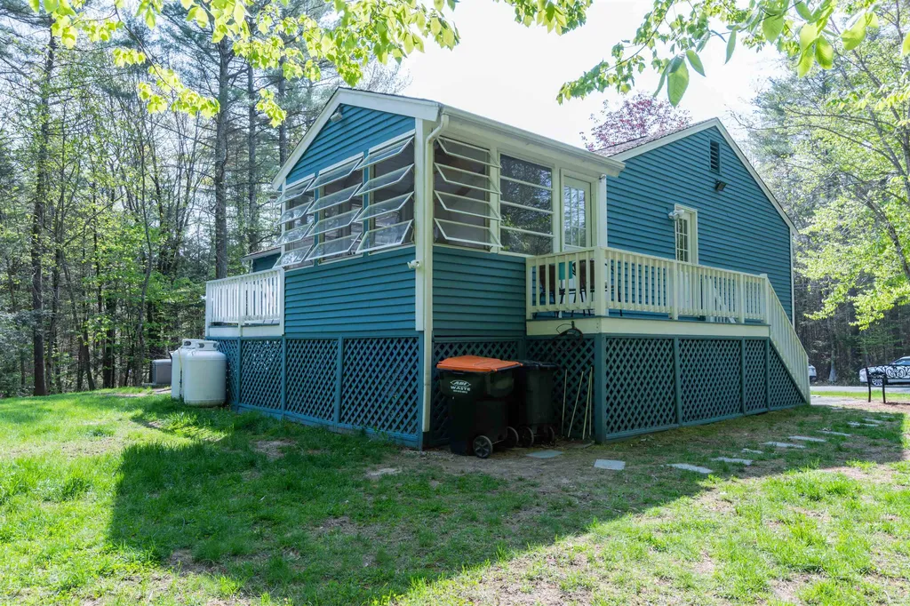 19 Rand Drive Chester NH 03036