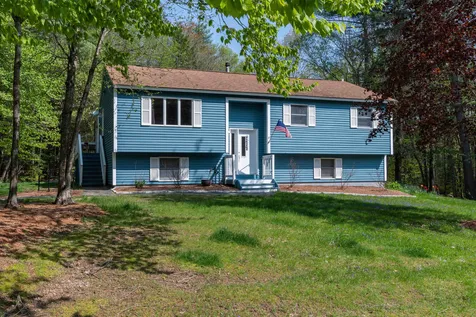 19 Rand Drive Chester NH 03036