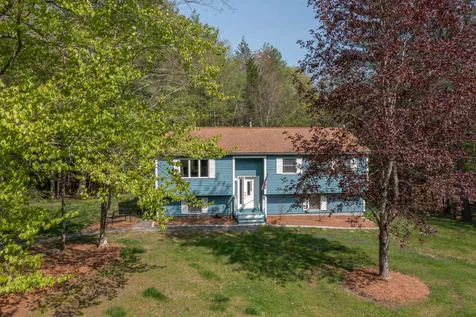 19 Rand Drive Chester NH 03036