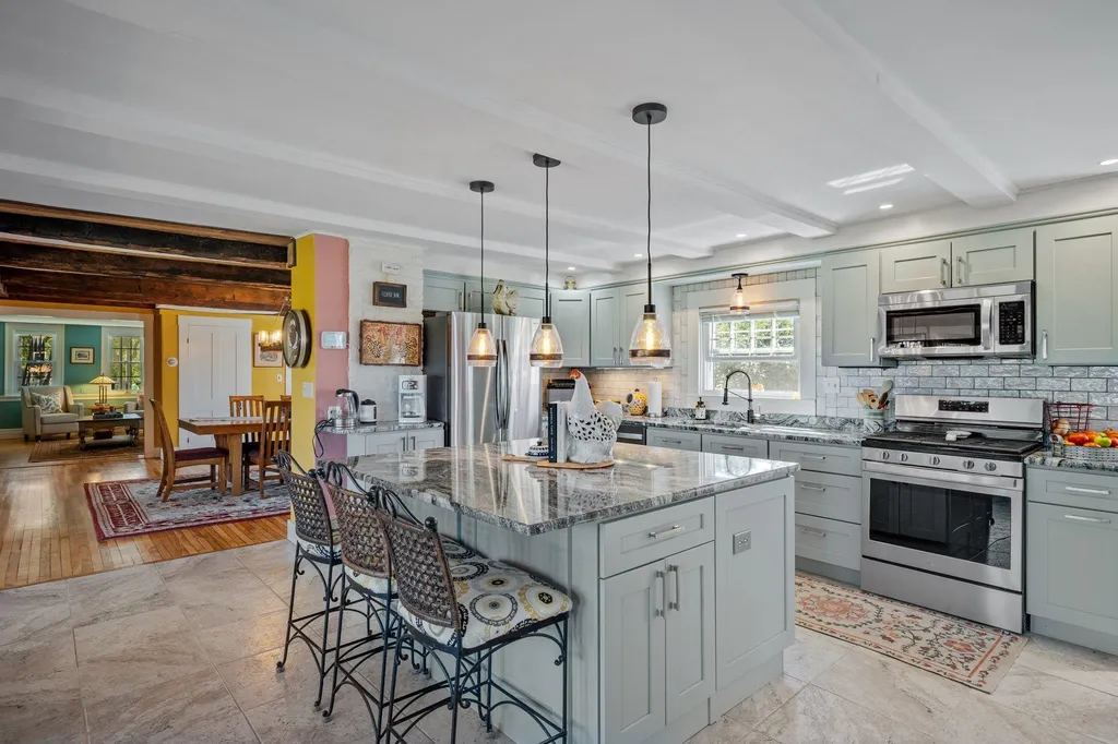 29 Woodman Road Sanbornton NH 03269