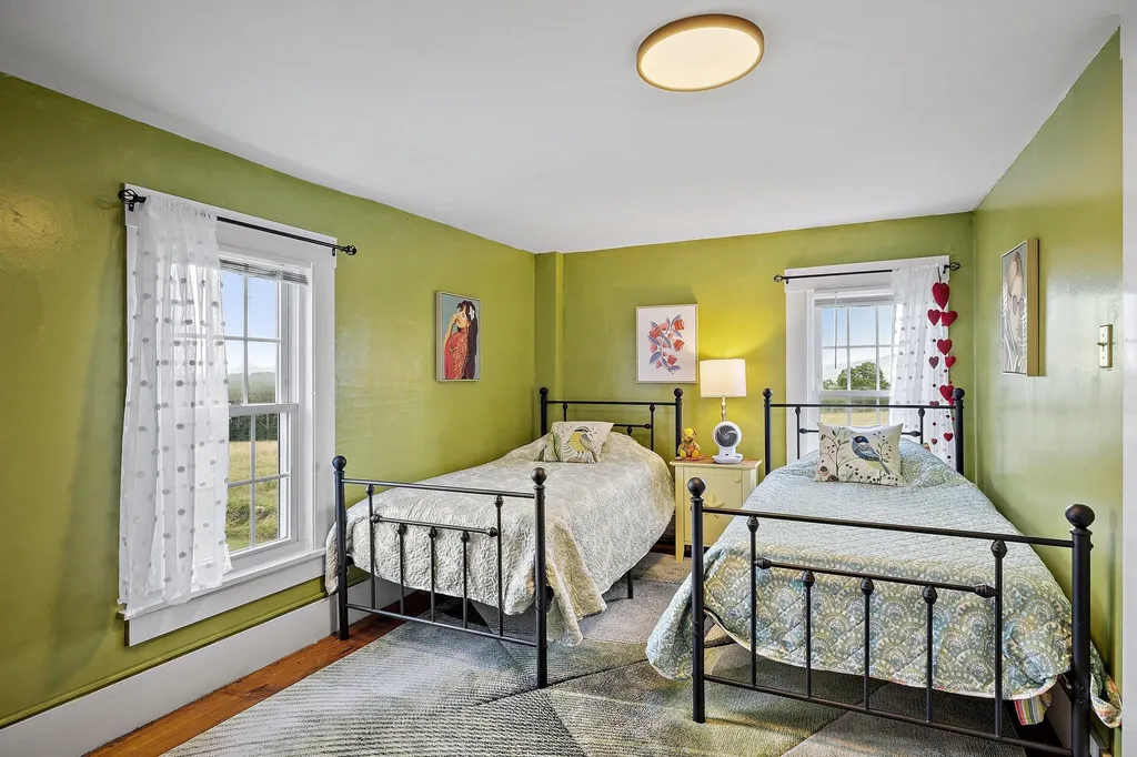 29 Woodman Road Sanbornton NH 03269