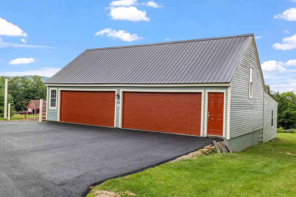 29 Woodman Road Sanbornton NH 03269