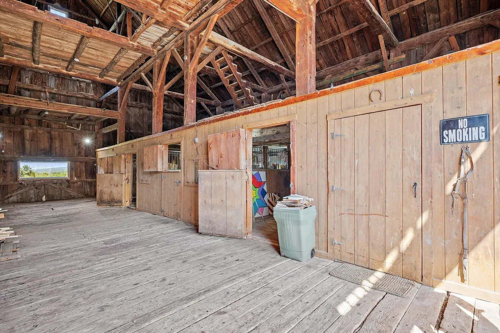 29 Woodman Road Sanbornton NH 03269