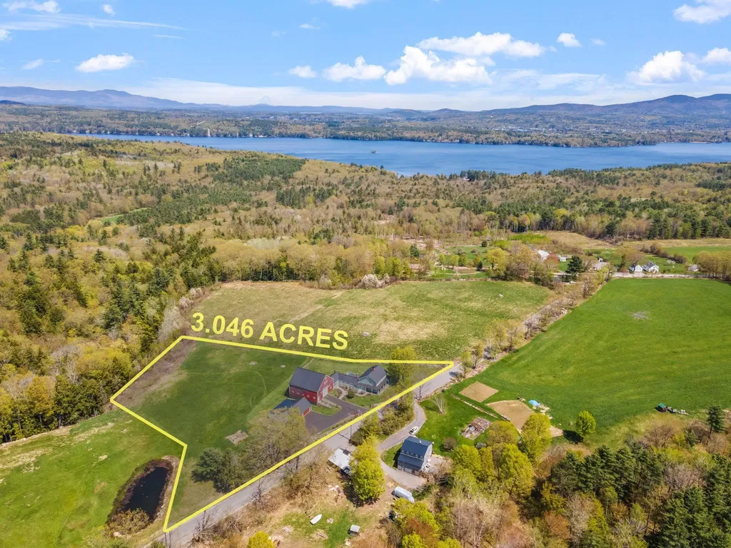 29 Woodman Road Sanbornton NH 03269