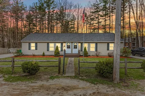 89-91 Old Dover Road Rochester NH 03867