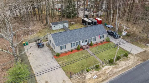 89-91 Old Dover Road Rochester NH 03867