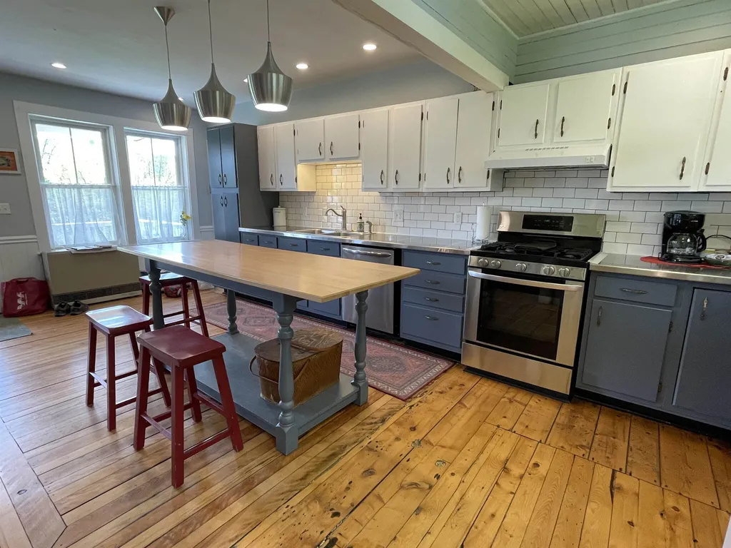 756 Old County Road Waitsfield VT 05673