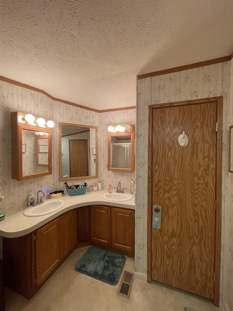 9 Spruce Drive Belmont NH 03220