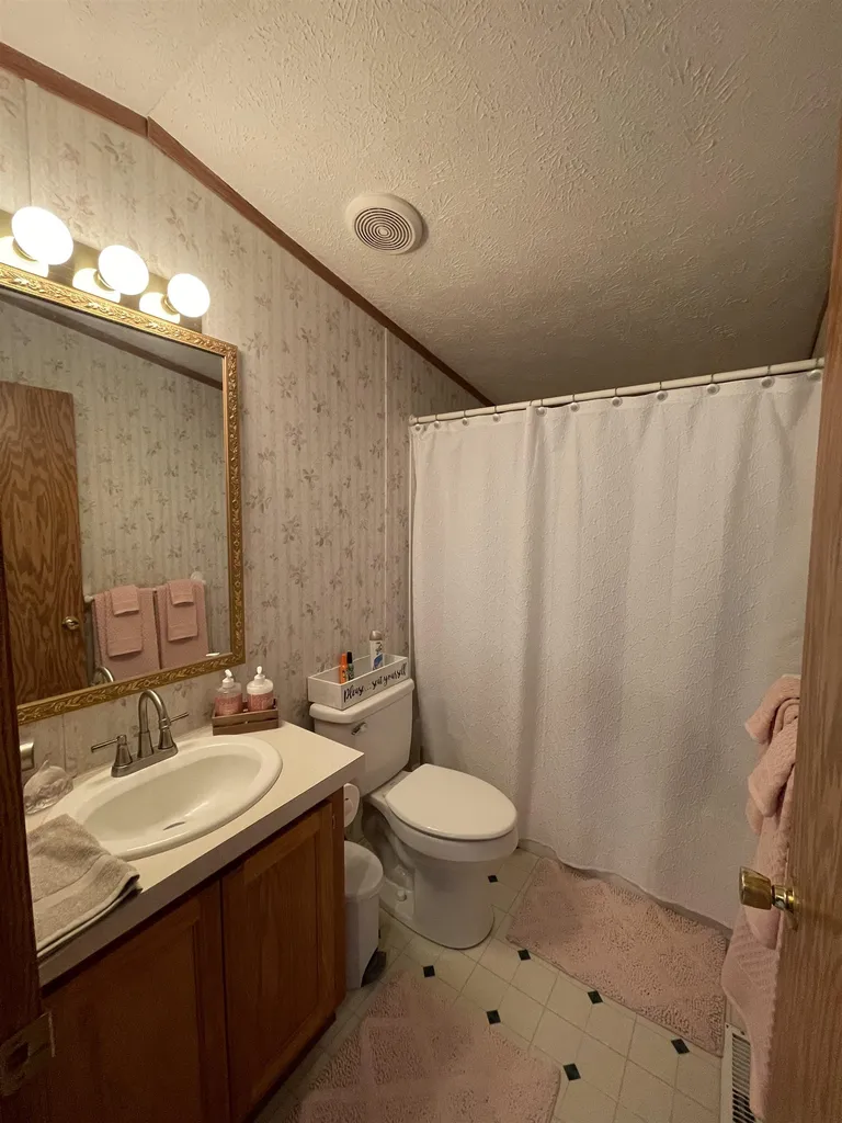 9 Spruce Drive Belmont NH 03220