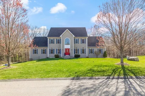 26 Gordon Avenue Salem NH 03079