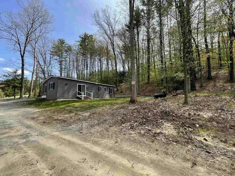 14 Dotties Lane Franklin NH 03235