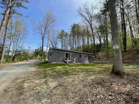14 Dotties Lane Franklin NH 03235