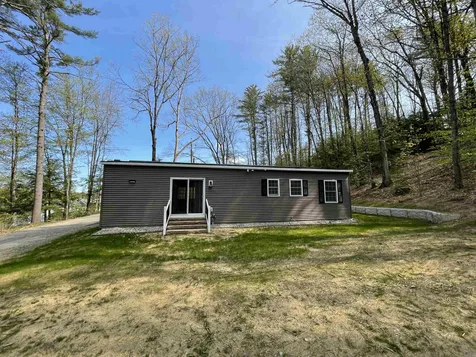 14 Dotties Lane Franklin NH 03235