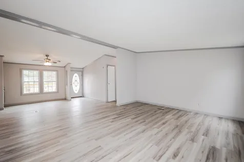 6 Lincoln Street Epsom NH 03234